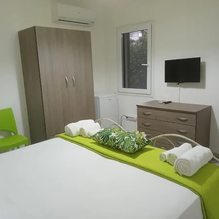 Arcobaleno Guest house *